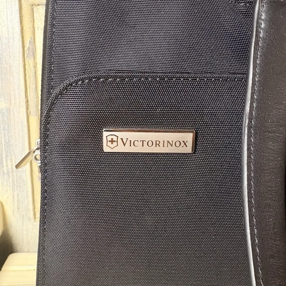 Victorinox Deluxe Laptop Bag Women's Prado LXE ARCHITECTURE Classic 15